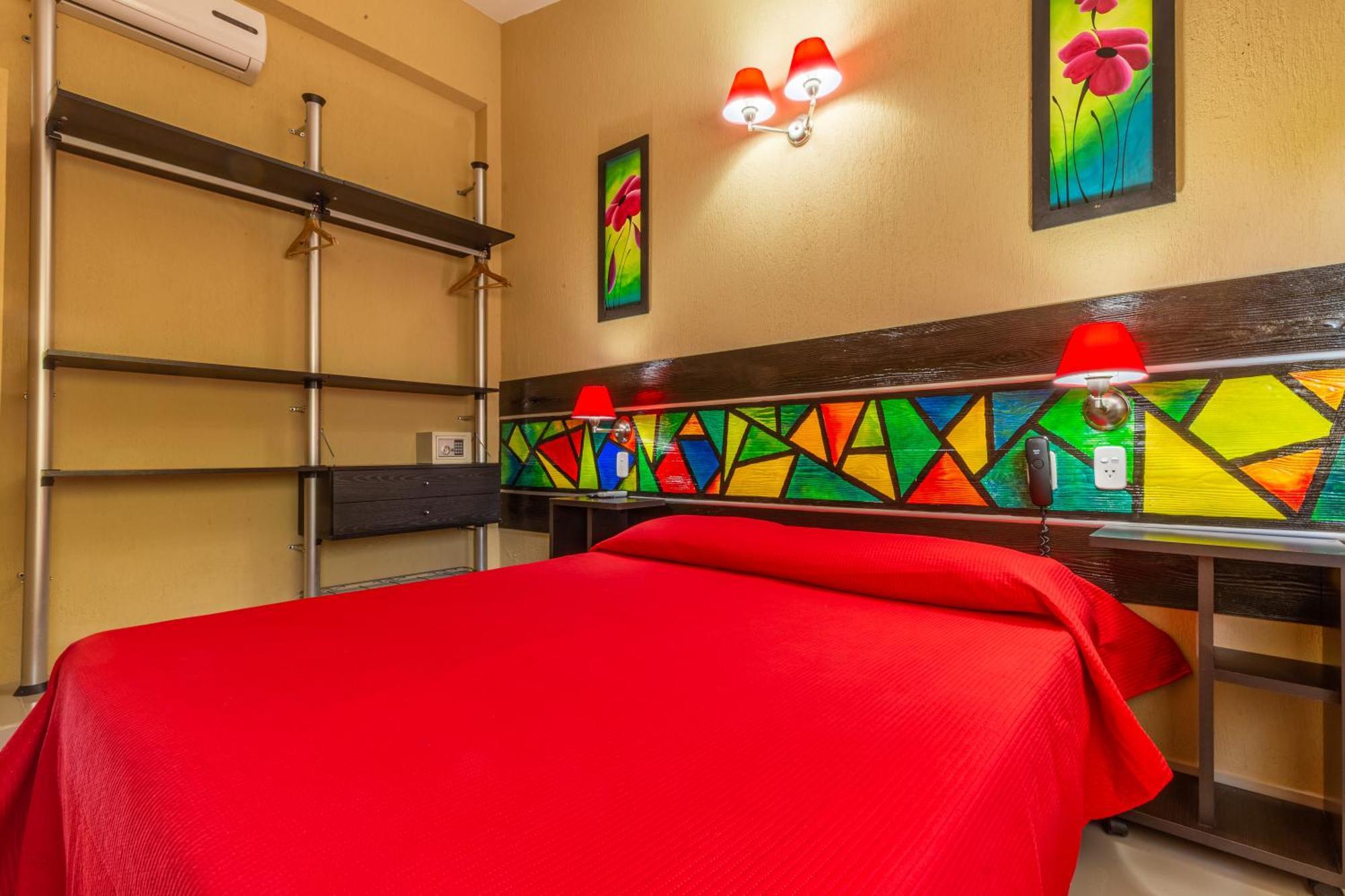 Hotel Calimera Santa Teresita Kültér fotó